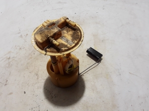 RENAULT Clio III (2005–2012) Kütusepump paagis 8200906204 - 2