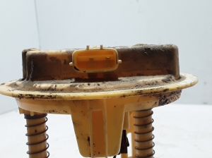 RENAULT Clio III (2005–2012) Kütusepump paagis 8200906204 - 3