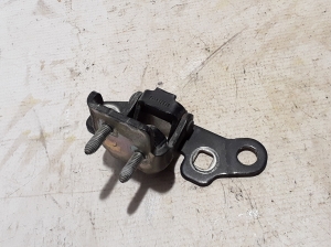 RENAULT Clio III (2005–2012) Rear side door upper hinge 824011716R - 2