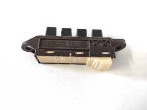 LEXUS IS (2005–2013) Front seat control switch 84927-53020 - 2