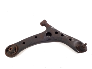 TOYOTA Avensis Verso M2 (2001–2009) Querlenker vorne 48068-49045 - 2