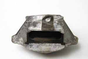  Engine cushion 