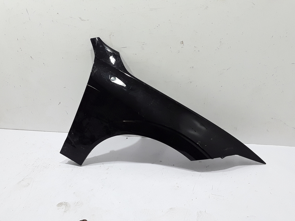 Used VOLVO XC60 Front wing 32297442