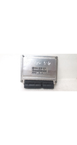 Calculateur moteur - 4B0 906 018 DC