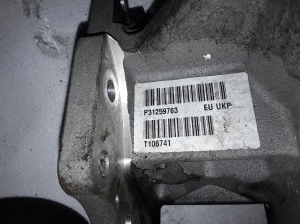  Front gearbox 