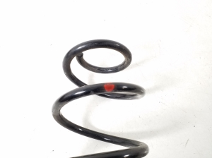 TOYOTA Yaris (2011–2020) Rear spring 48231-0D640 - 2