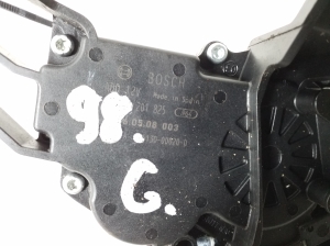  Rear wiper motor 