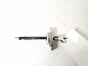 TOYOTA Yaris (2011–2020) Front door check 68610-52130 - 2