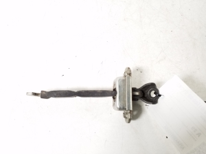 TOYOTA Yaris (2005–2011) Rear side door opening limiter 68630-0D060 - 2