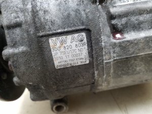  Air conditioner compressor 