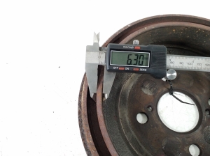 TOYOTA Yaris (2005–2011) Bremsscheibe hinten 42431-52070 - 2