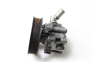  Power steering pump 