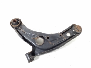 TOYOTA Yaris (2005–2011) Querlenker vorne 48068-09040 - 2