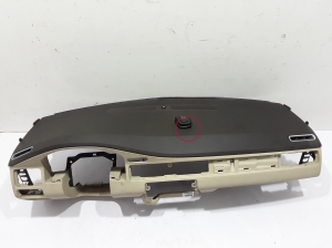 VOLVO XC70 (2007–2016) Dashboard 09123406 - 5