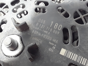 VOLVO XC70 (2007–2016) Alternator - 2