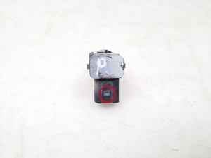Volkswagen Phaeton (2002–2017) Front parking sensor - 3