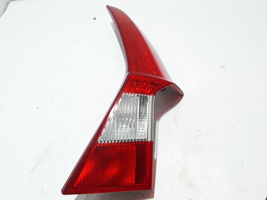 VOLVO XC70 2 generation (2000-2007) Right Side Tailgate Taillight 31395069 22452339