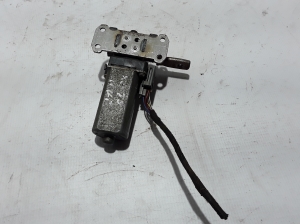 VOLVO XC70 (2007–2016) Front seat motor 974467 - 2