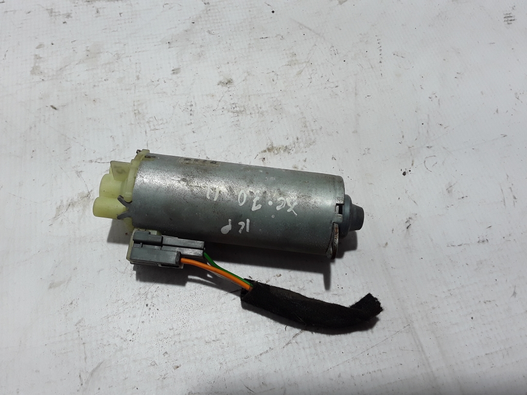 VOLVO XC70 2 generation (2000-2007) Front Left Seat Control Motor 198397 22452317