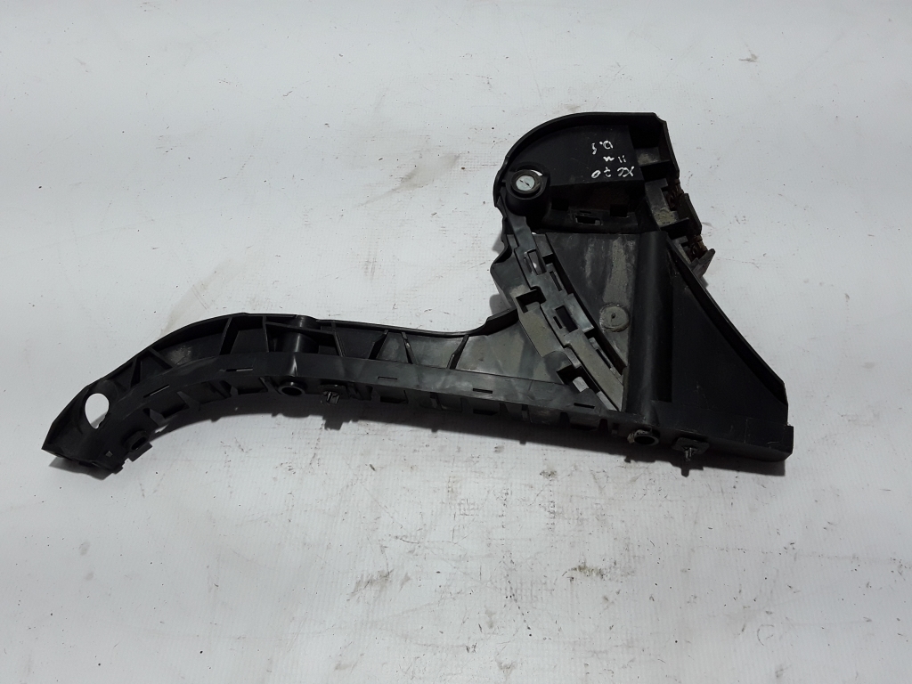 VOLVO XC70 2 generation (2000-2007) Rear Right Bumper Bracket 30678704 22452255