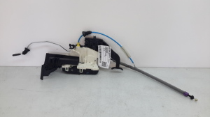 Front door lock - A1667200635