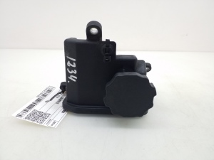 Mercedes Benz S-Class 221 (2005–2013) Roolivõimendi pumba paak A0004602283 - 5
