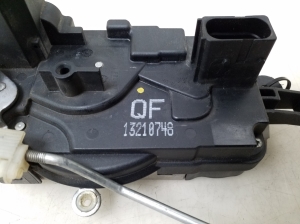 Opel Zafira B (2005–2014) Front door lock 13210748 - 3