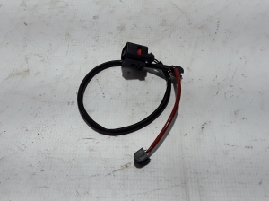 AUDI Q7 (2006–2015) Bremsbelagsensor vorne - 3