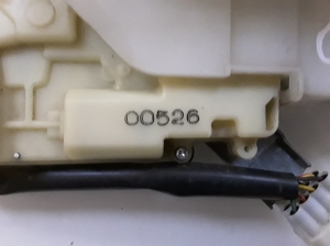 Isuzu D-Max (2002–2012) Rear side door lock 00526 - 3