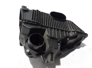 RENAULT Clio IV (2012–2019) Luftfiltergehäuse 8201173592 - 2