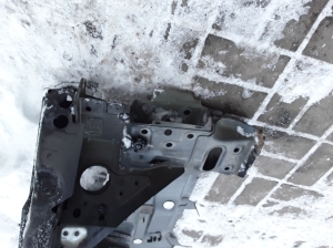 VOLVO XC90 (2015–2024) Front outrigger 32234476 - 2