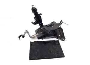 Battery holder - 74410-52020