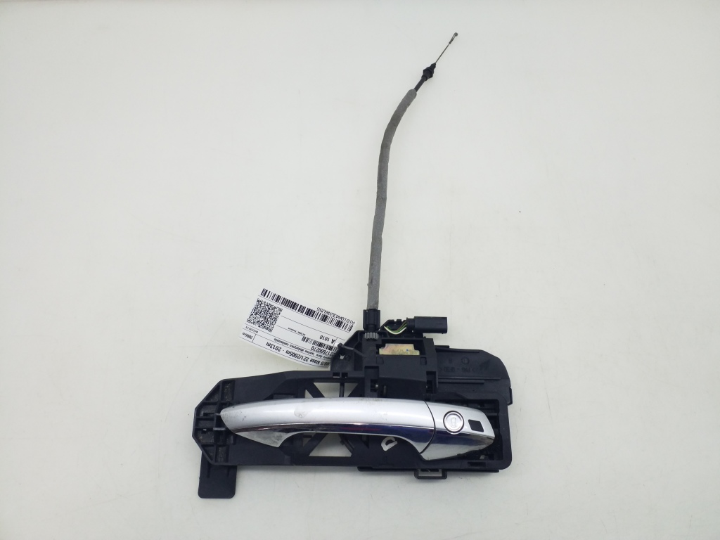 Mercedes Benz S-Class 221 (2005–2013) Front door external opening handle and its details A2217600270 Mercedes Benz S-Class 221 (2005–2013) Front door external opening handle and its details A2217600270