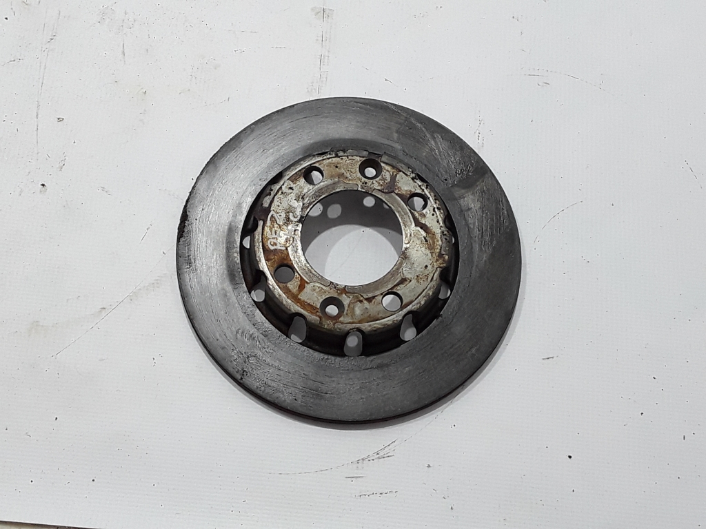 Used Peugeot 2008 Rear brake disc 1643574180