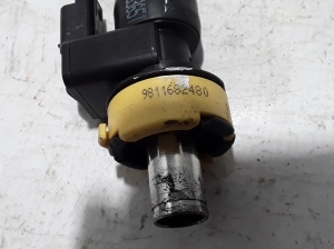  Air pressure sensor 