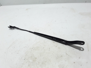 Peugeot 2008 P24 (2019–2026) Windshield wiper arm 9822931880 - 3