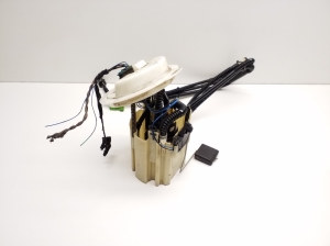   Kraftstoffpumpe im Tank  - A2044702294 