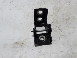 Peugeot 2008 P24 (2019–2026) Rear side door upper hinge - 3