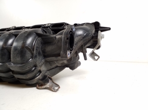  Intake manifold 