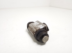 TOYOTA Yaris (2005–2011) Tagumine pidurisilinder 47550-09100 - 3