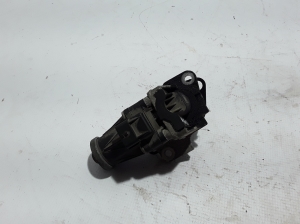  EGR valve 