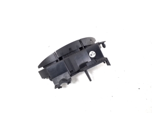 TOYOTA Previa (2000–2006) Steering wheel switch 84247-58010 - 3