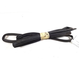   Joint de porte avant  - 67862-28050 