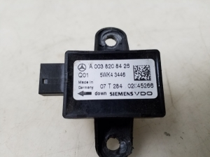 Mercedes Benz Sprinter /906/ (2006–2018) Turvapadja andur A0038208426 - 2