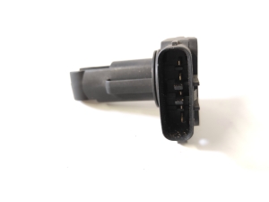 TOYOTA Previa (2000–2006) Mass air flow sensor 22204-22010 - 2