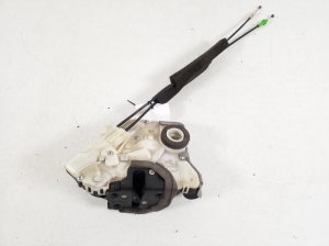 LEXUS GS (2005–2011) Front door lock 69030-30A30 - 2