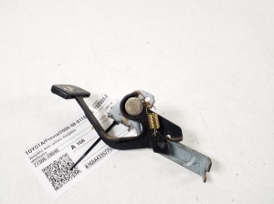 TOYOTA Previa (2000–2006) Commutateur d’ouverture de trappe à carburant 77306-28040 - 3