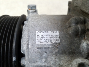  Air conditioner compressor 
