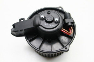 AUDI A6 C5 (1997–2005) Salongi puhuri mootor 4B1820021 - 2