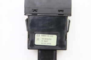 Mazda 3 (2009–2013) Schalter für Sitzheizung BBM366420 - 3